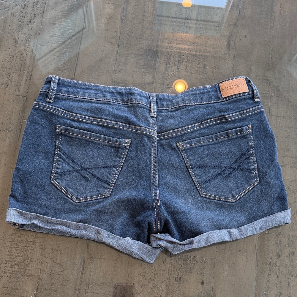 Aeropostale Dark Blue Jean Shorts. Womens size 8.‎ 3 inch inseam. Stretch - Picture 4 of 5